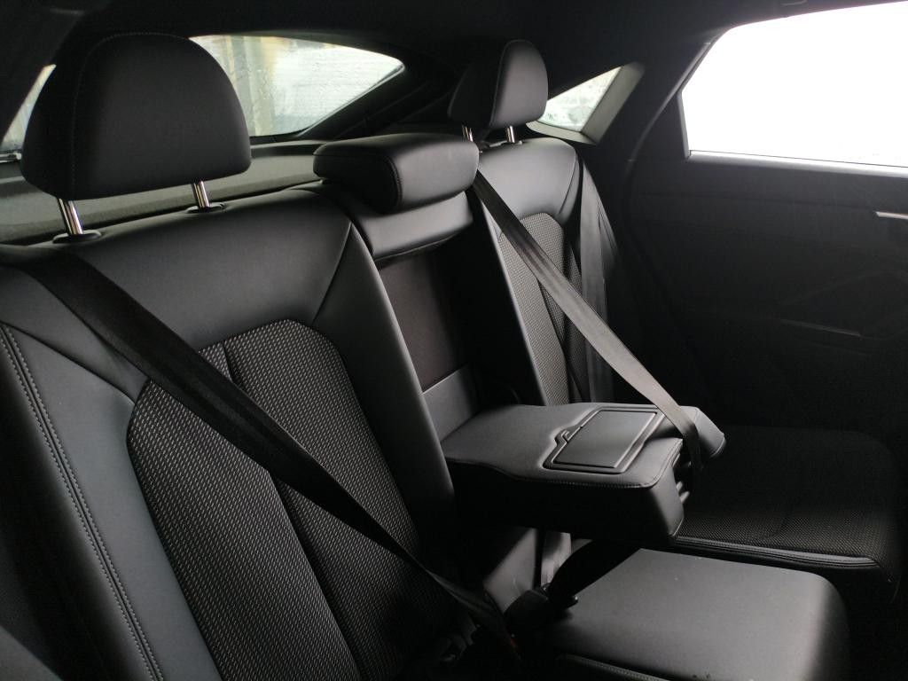 audi-q3-2022-hibrido-1400cc