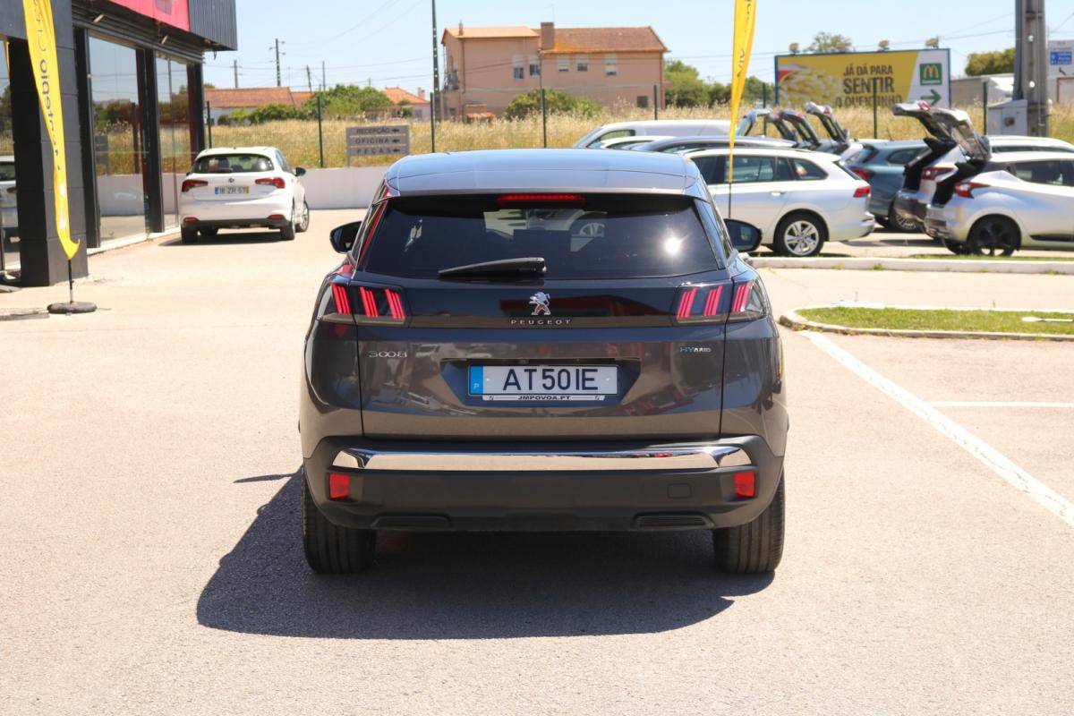 peugeot-3008-2022-hibrido-1600cc