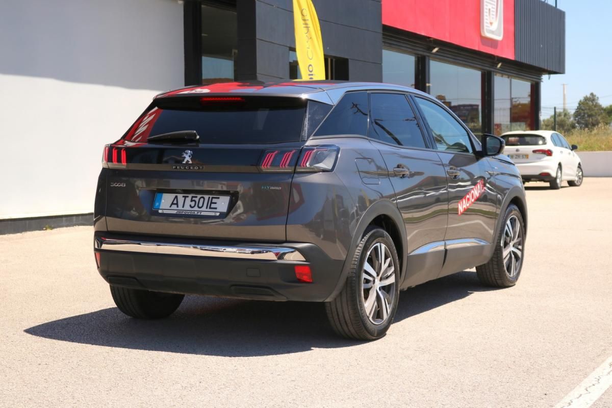 peugeot-3008-2022-hibrido-1600cc