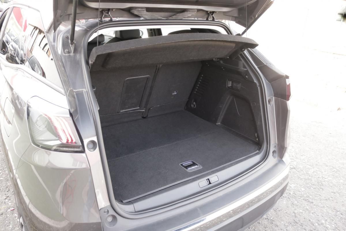 peugeot-3008-2022-hibrido-1600cc