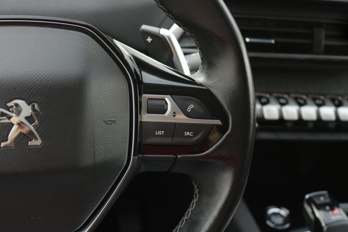 peugeot-3008-2022-hibrido-1600cc