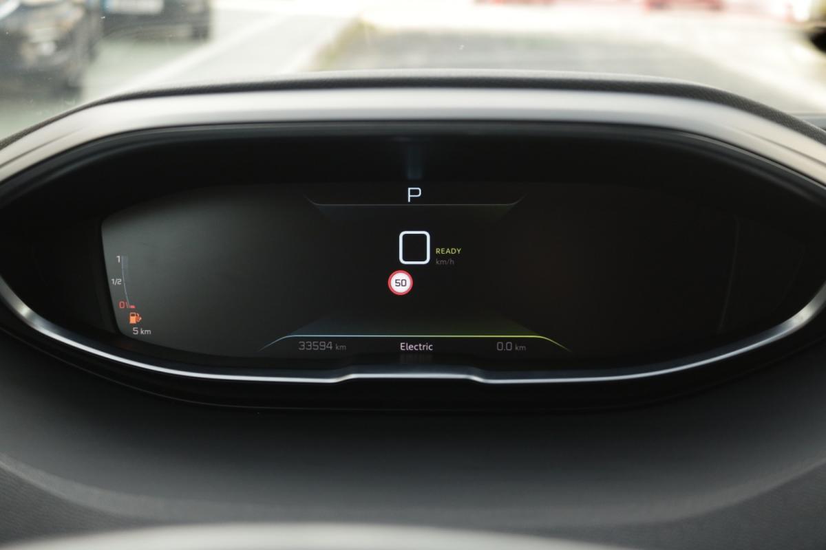 peugeot-3008-2022-hibrido-1600cc