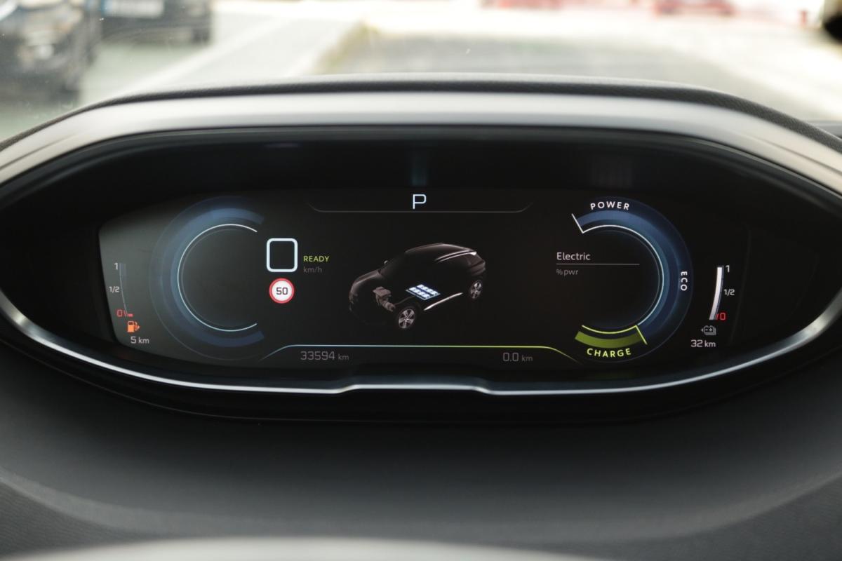 peugeot-3008-2022-hibrido-1600cc