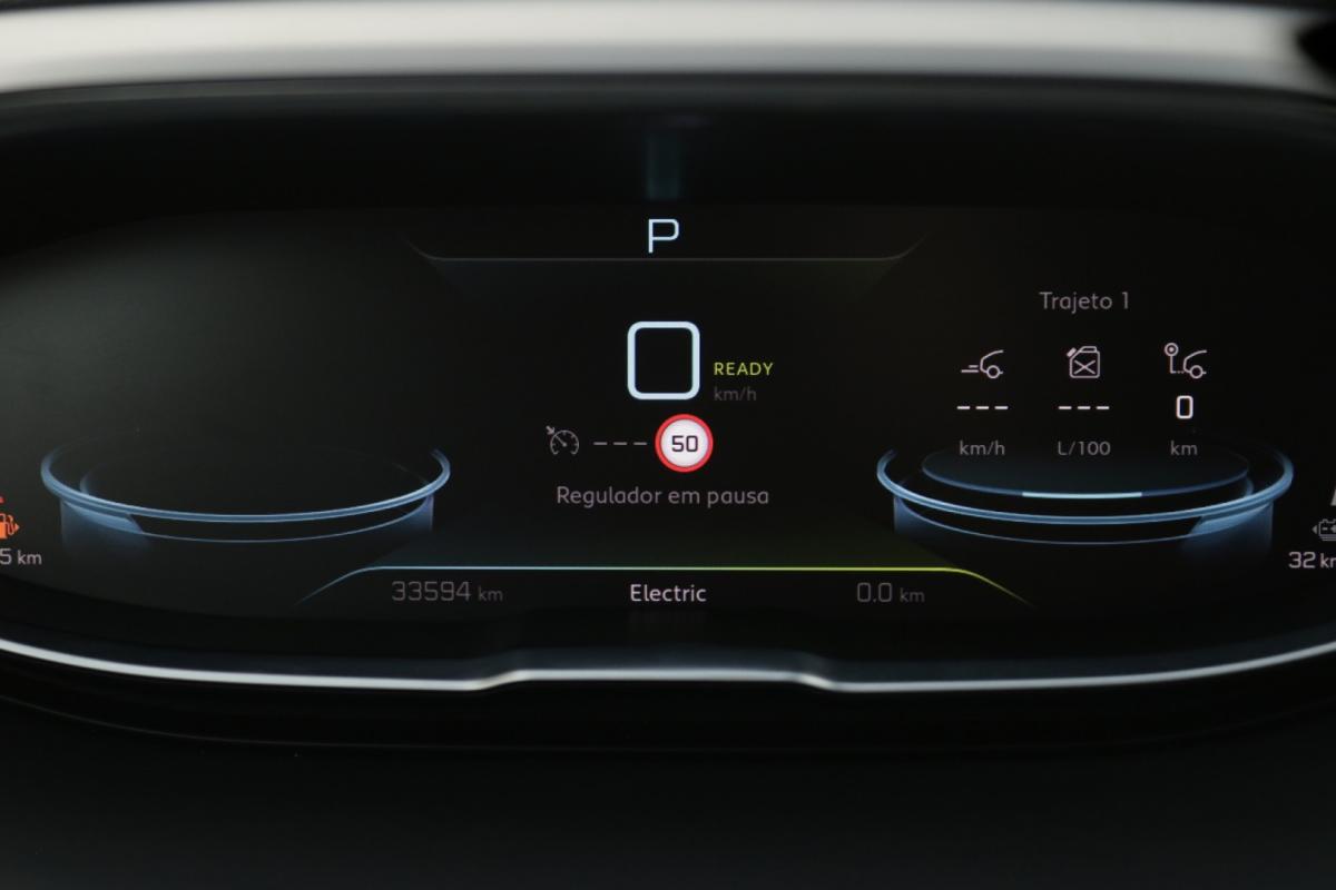 peugeot-3008-2022-hibrido-1600cc