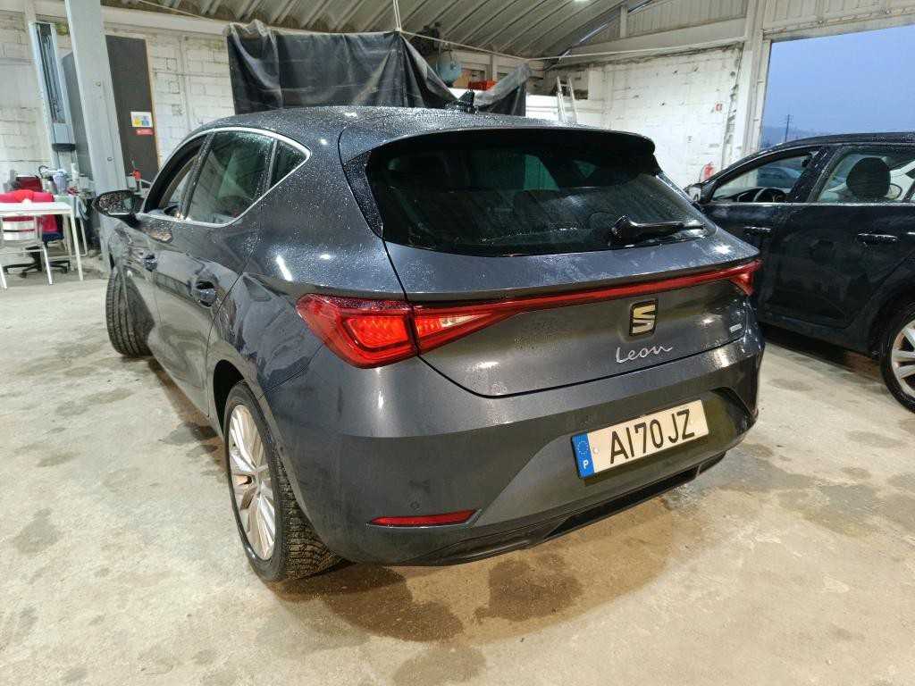 seat-leon-2021-hibrido-1400cc