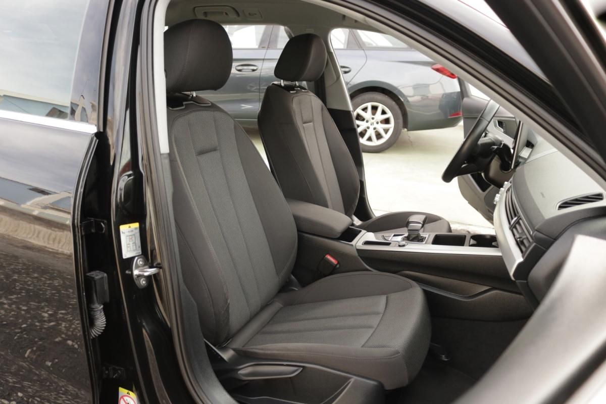 audi-a4-avant-2022-diesel-2000cc
