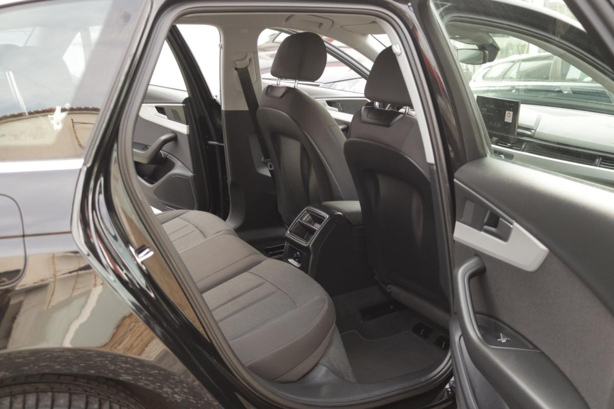 audi-a4-avant-2022-diesel-2000cc