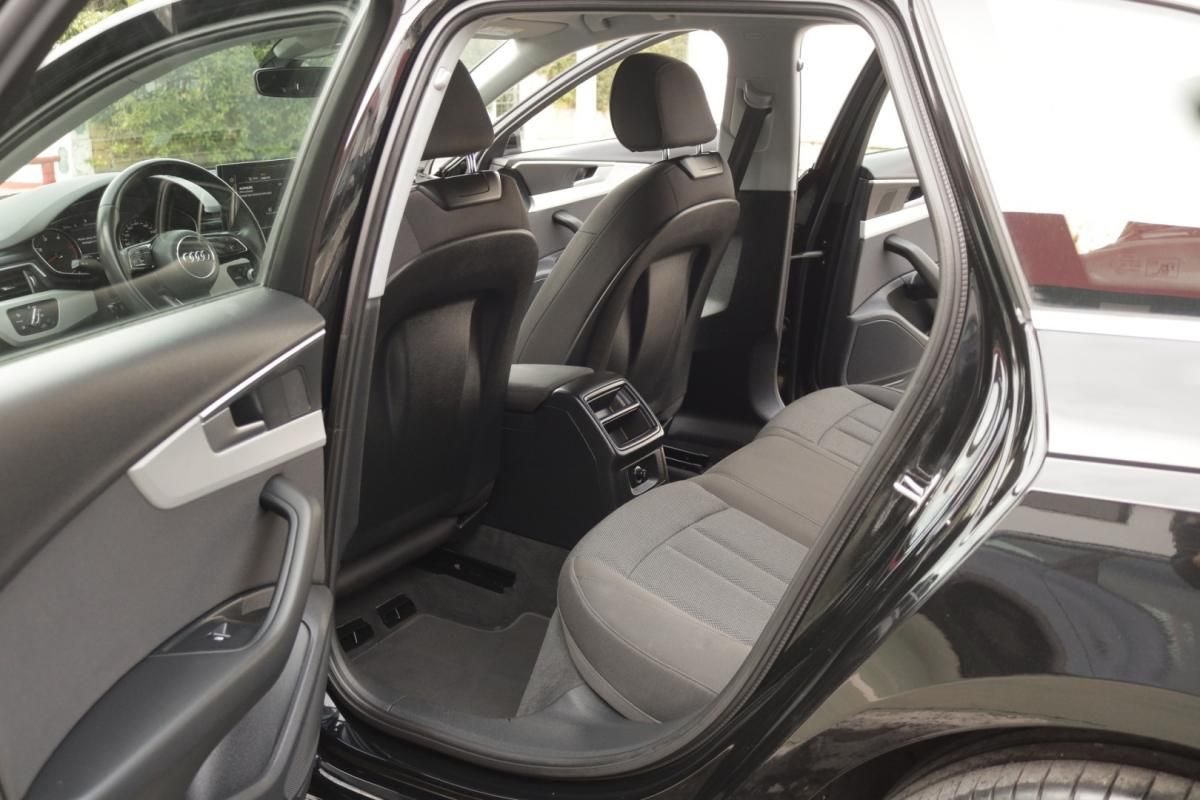 audi-a4-avant-2022-diesel-2000cc