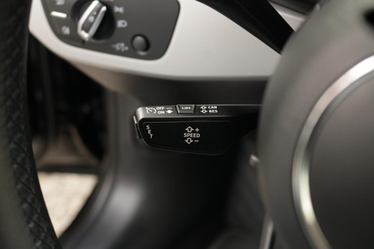 audi-a4-avant-2022-diesel-2000cc