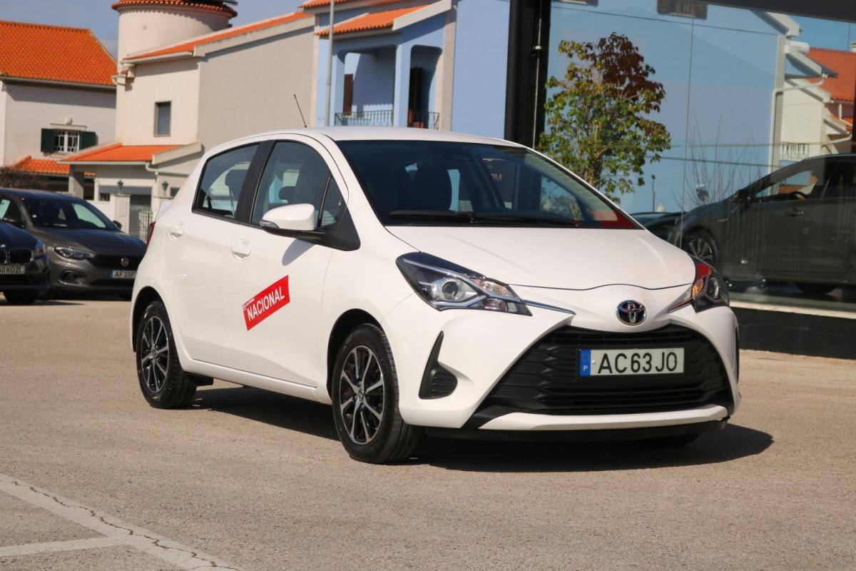 toyota-yaris-2020-gasolina-1000cc