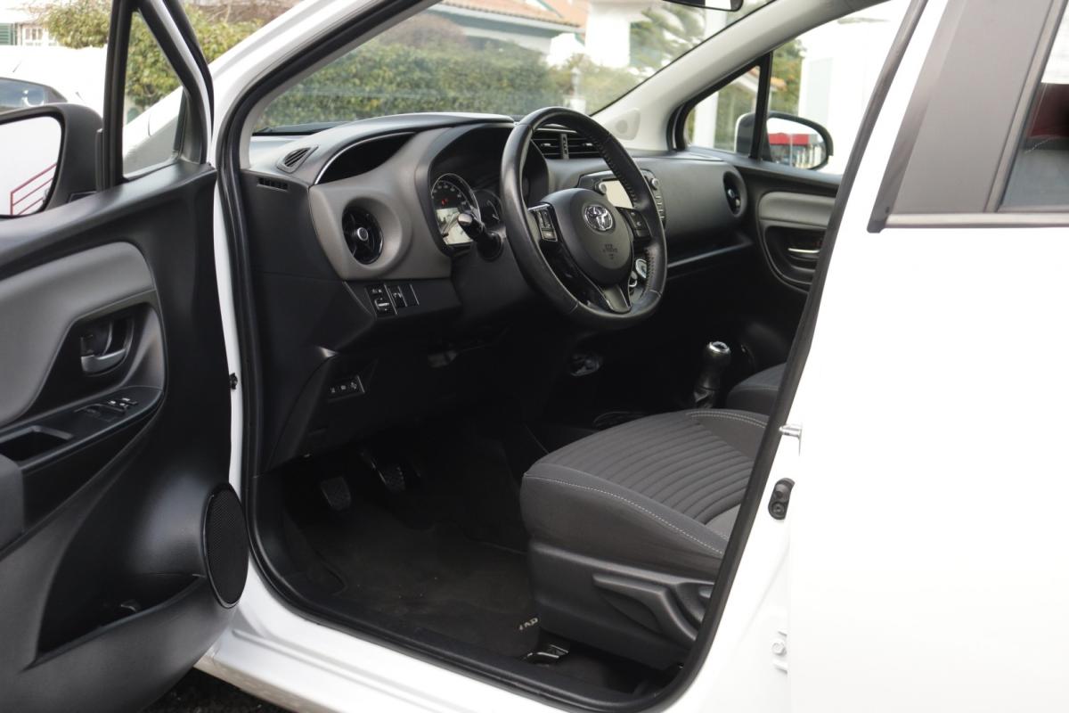 toyota-yaris-2020-gasolina-1000cc