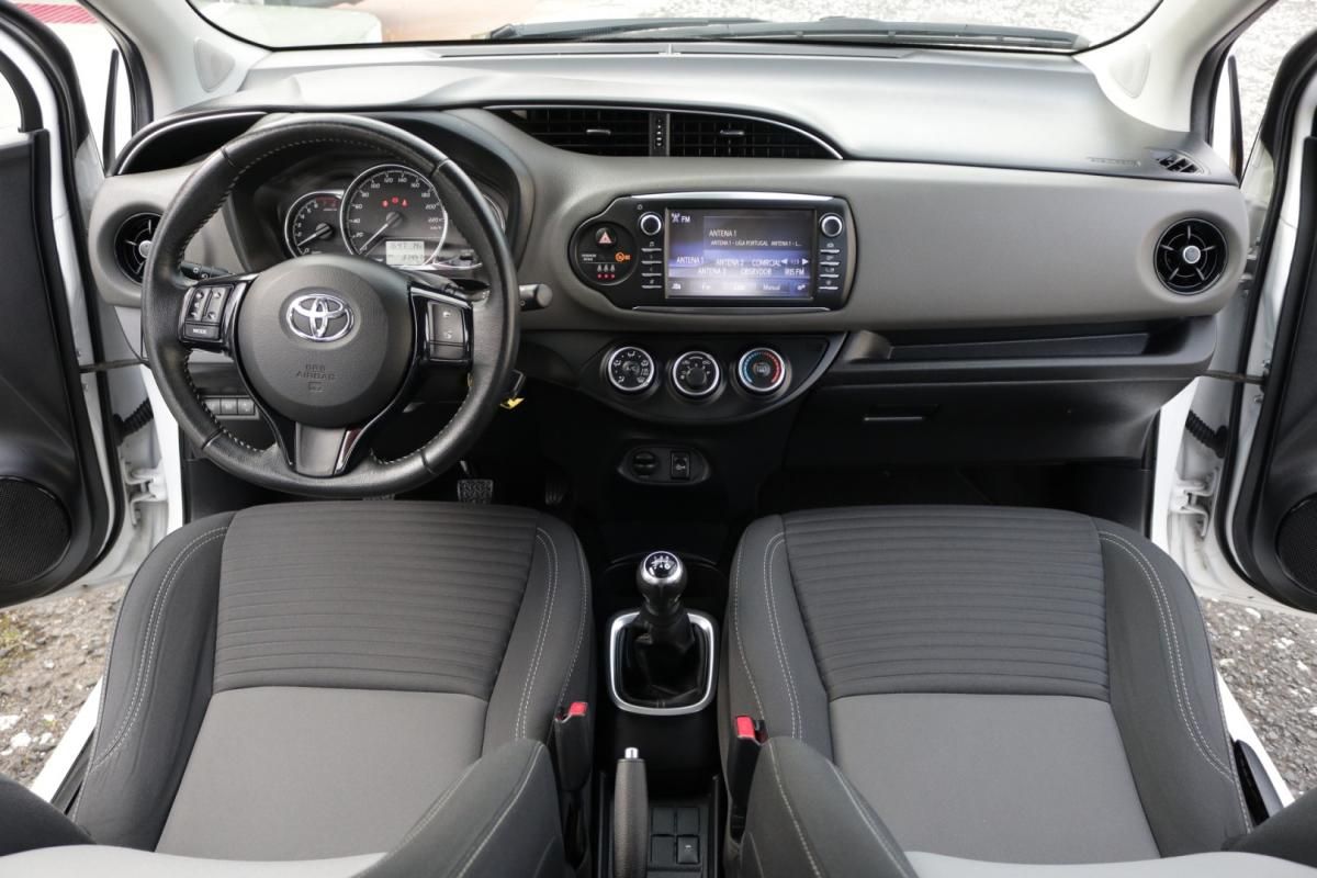 toyota-yaris-2020-gasolina-1000cc