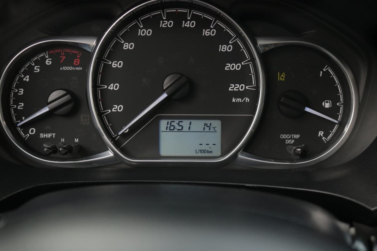 toyota-yaris-2020-gasolina-1000cc
