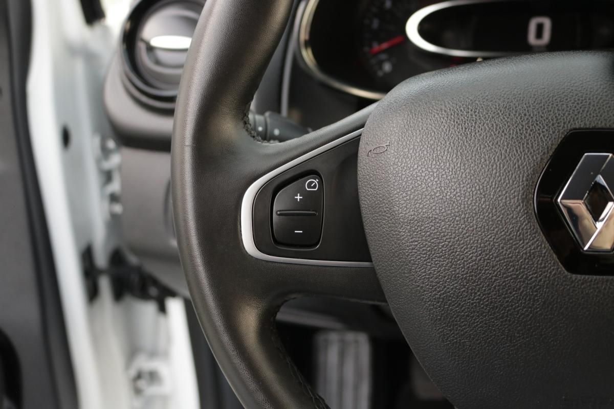 renault-clio-sport-tourer-2019-diesel-1500cc