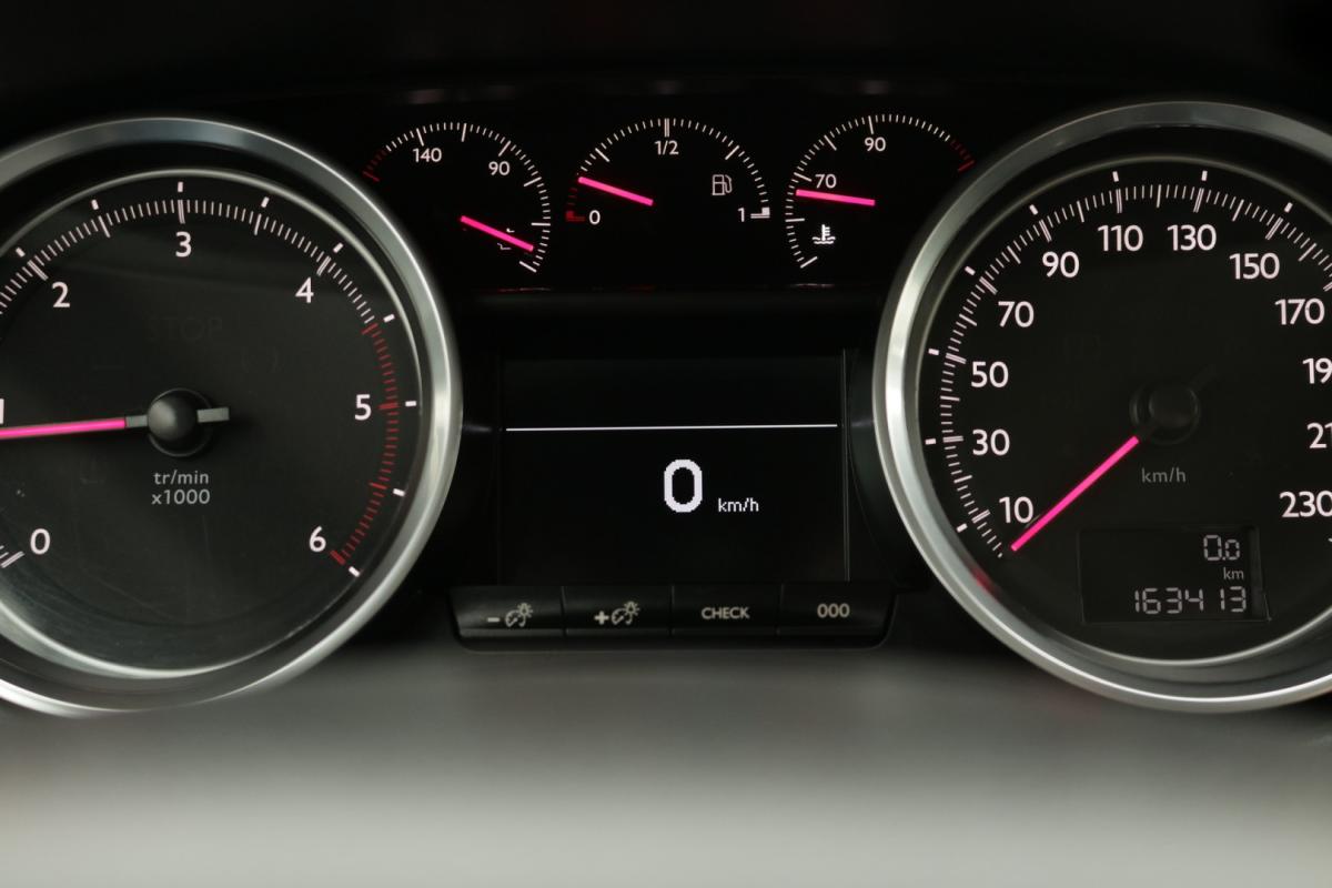 peugeot-508-sw-2016-diesel-1600cc