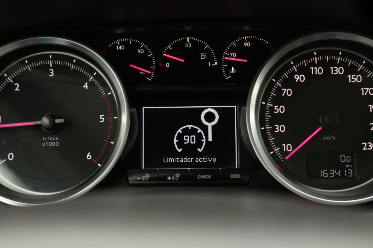 peugeot-508-sw-2016-diesel-1600cc