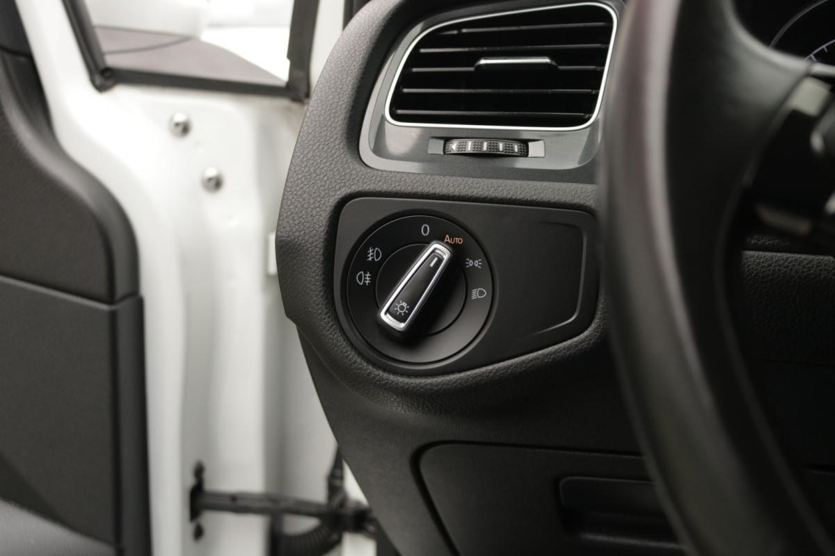 volkswagen-golf-variant-2019-diesel-1600cc