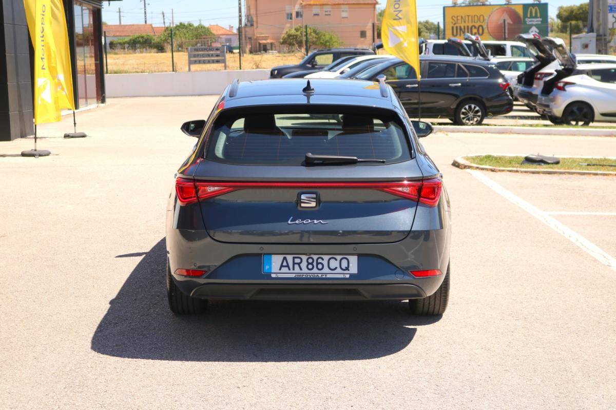 seat-leon-st-2022-diesel-2000cc