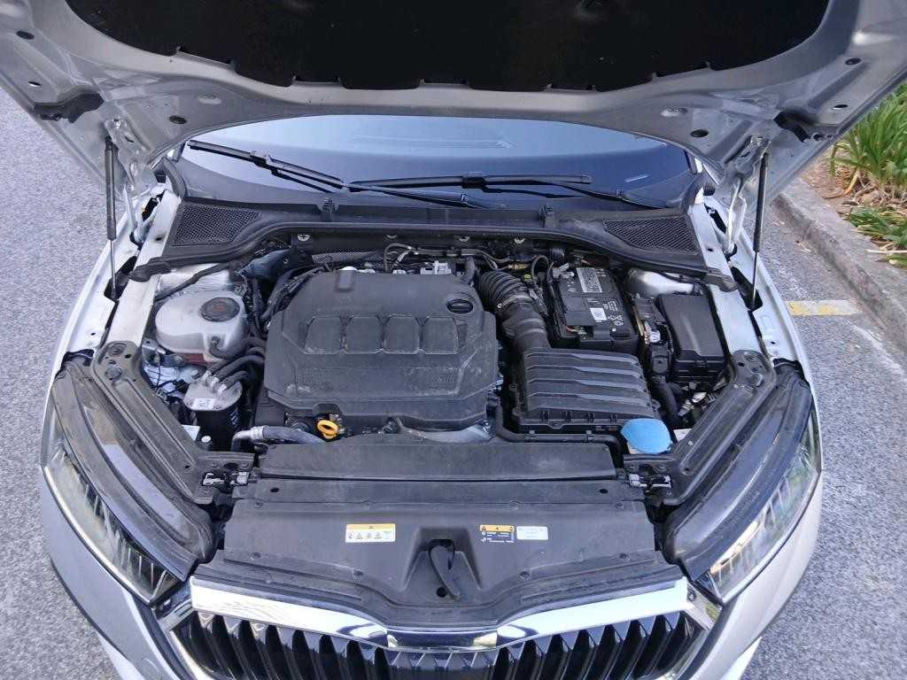 skoda-octavia-break-2023-diesel-2000cc