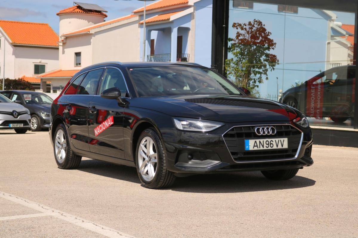 audi-a4-avant-2022-diesel-2000cc