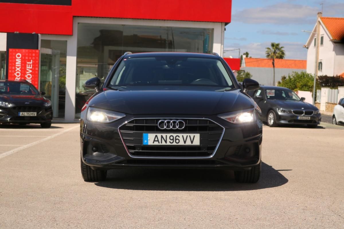 audi-a4-avant-2022-diesel-2000cc