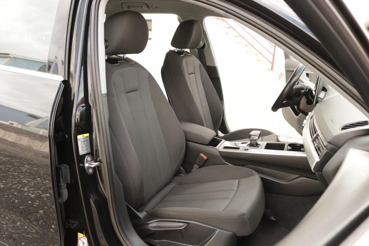audi-a4-avant-2022-diesel-2000cc