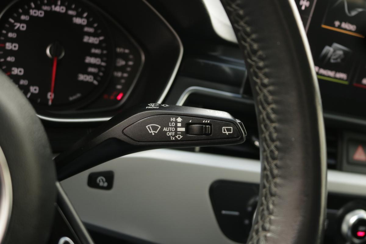 audi-a4-avant-2022-diesel-2000cc