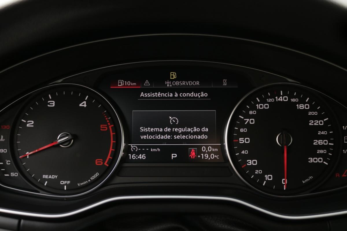 audi-a4-avant-2022-diesel-2000cc