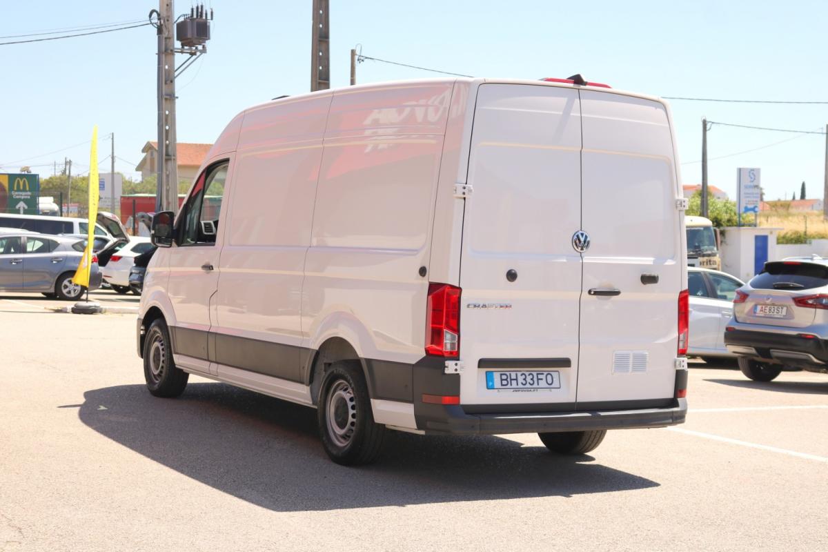 volkswagen-crafter-2024-diesel-2000cc