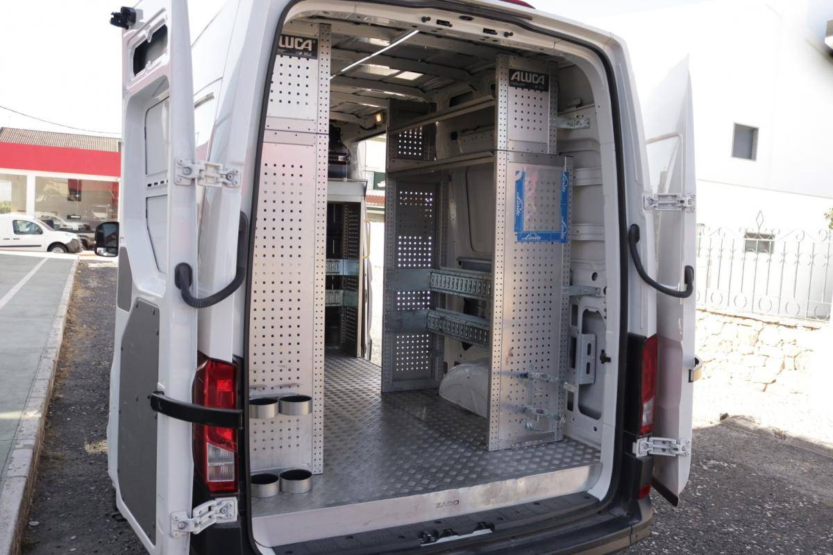 volkswagen-crafter-2024-diesel-2000cc