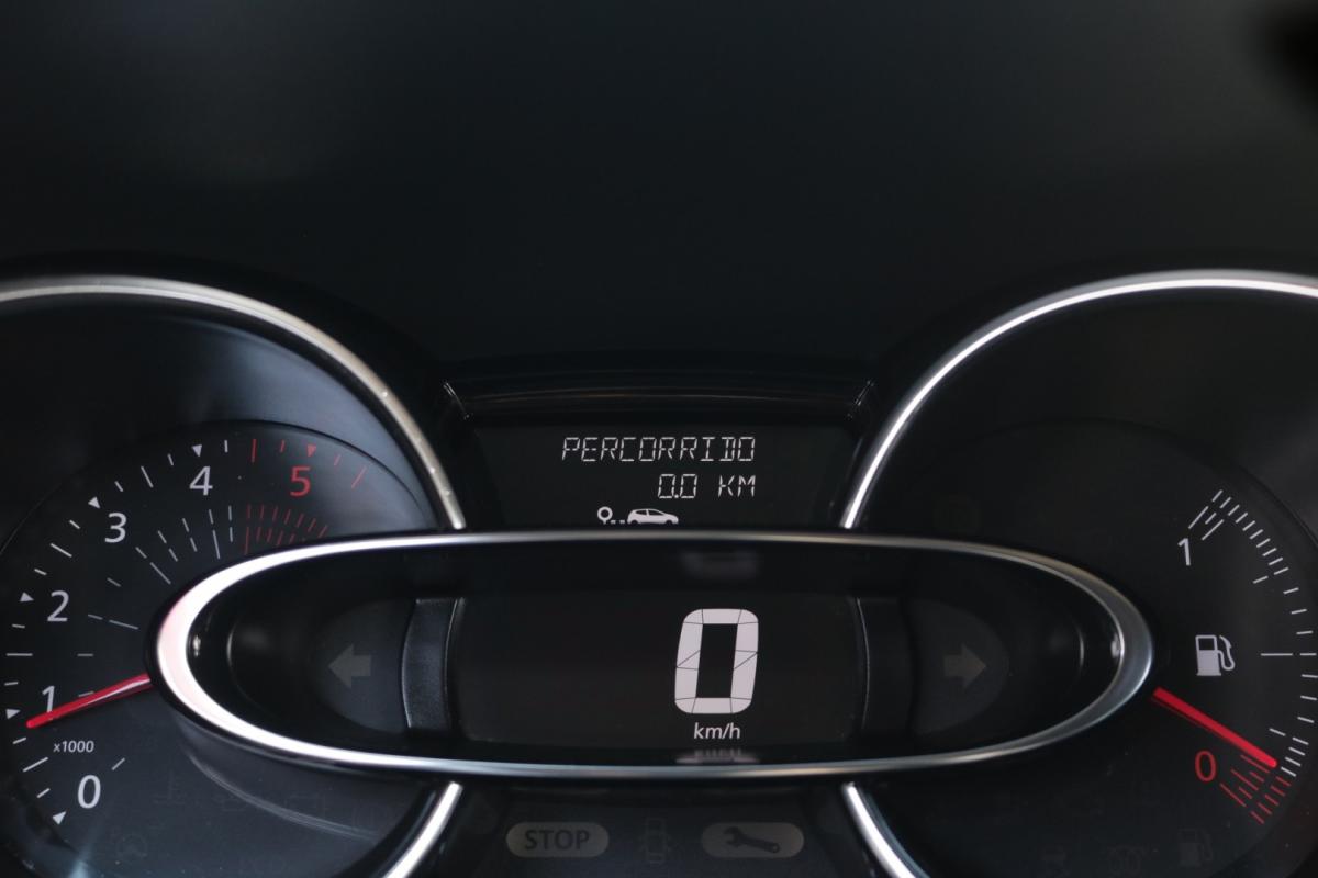 renault-clio-sport-tourer-2019-diesel-1500cc