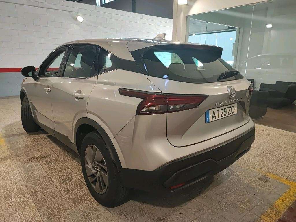 nissan-qashqai-2022-gasolina-1300cc