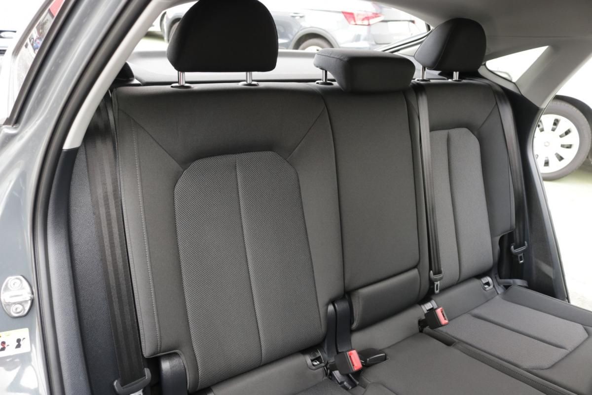 audi-q3-2021-hibrido-1400cc