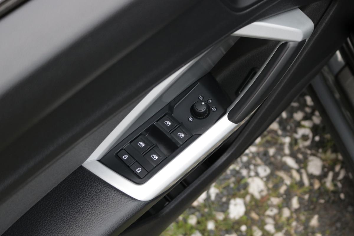 audi-q3-2021-hibrido-1400cc