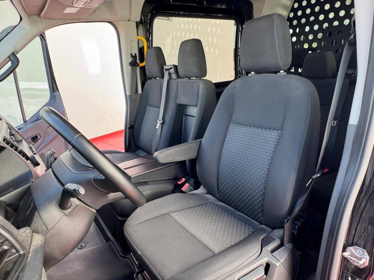 ford-transit-2024-diesel-2000cc