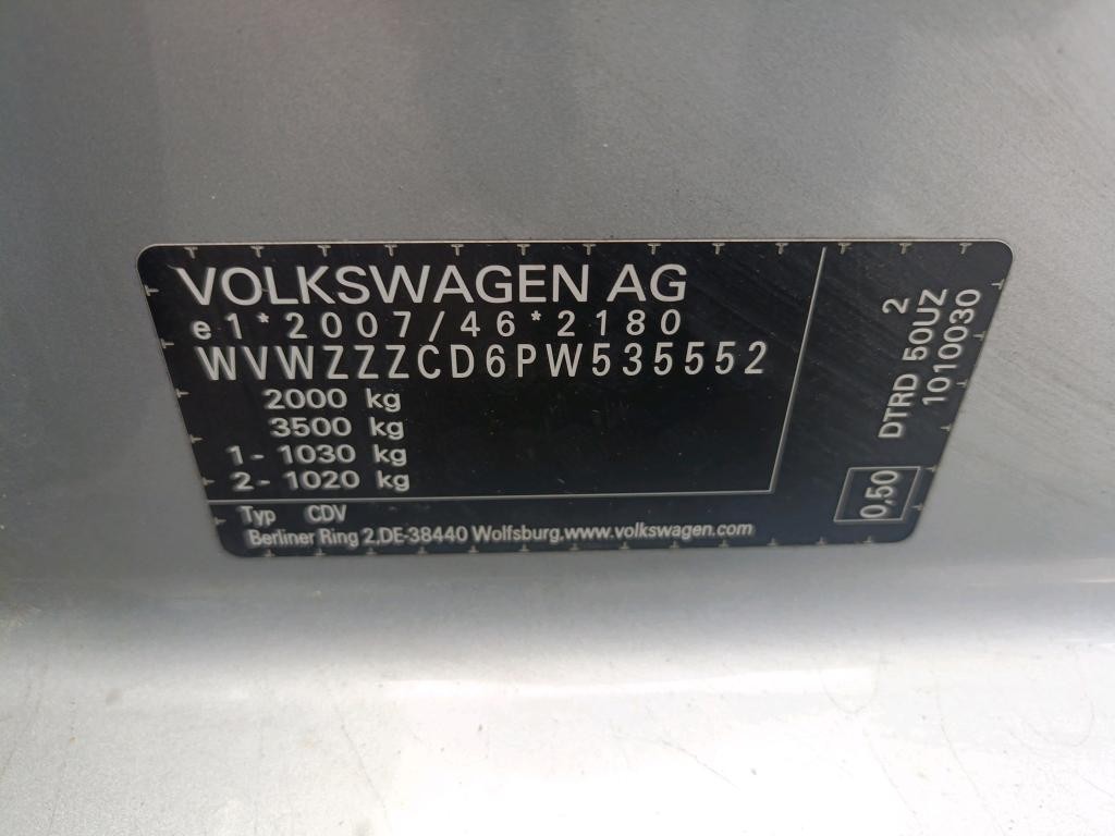 volkswagen-golf-variant-2023-diesel-2000cc