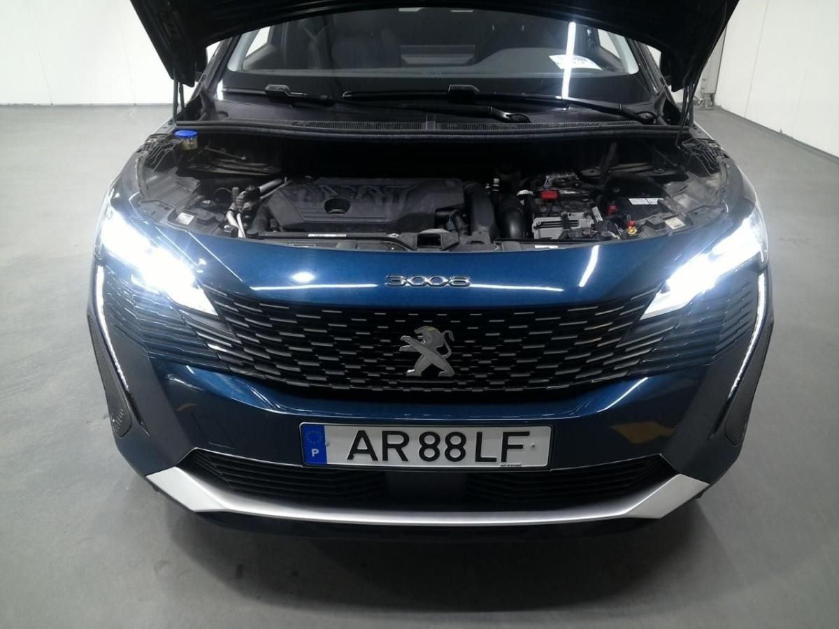peugeot-3008-2022-hibrido-1600cc