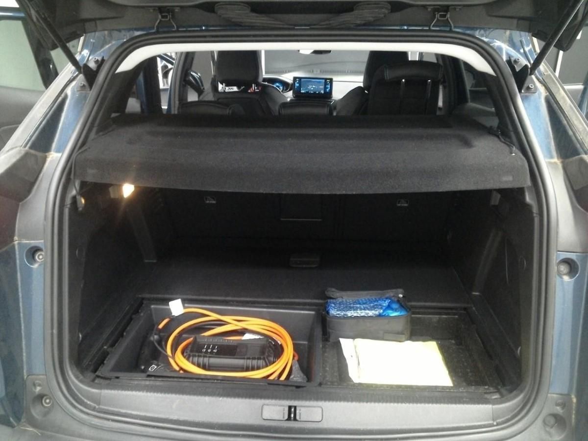 peugeot-3008-2022-hibrido-1600cc