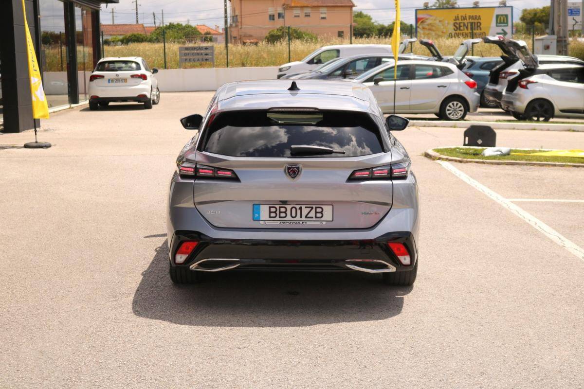 peugeot-308-sw-2023-hibrido-1600cc