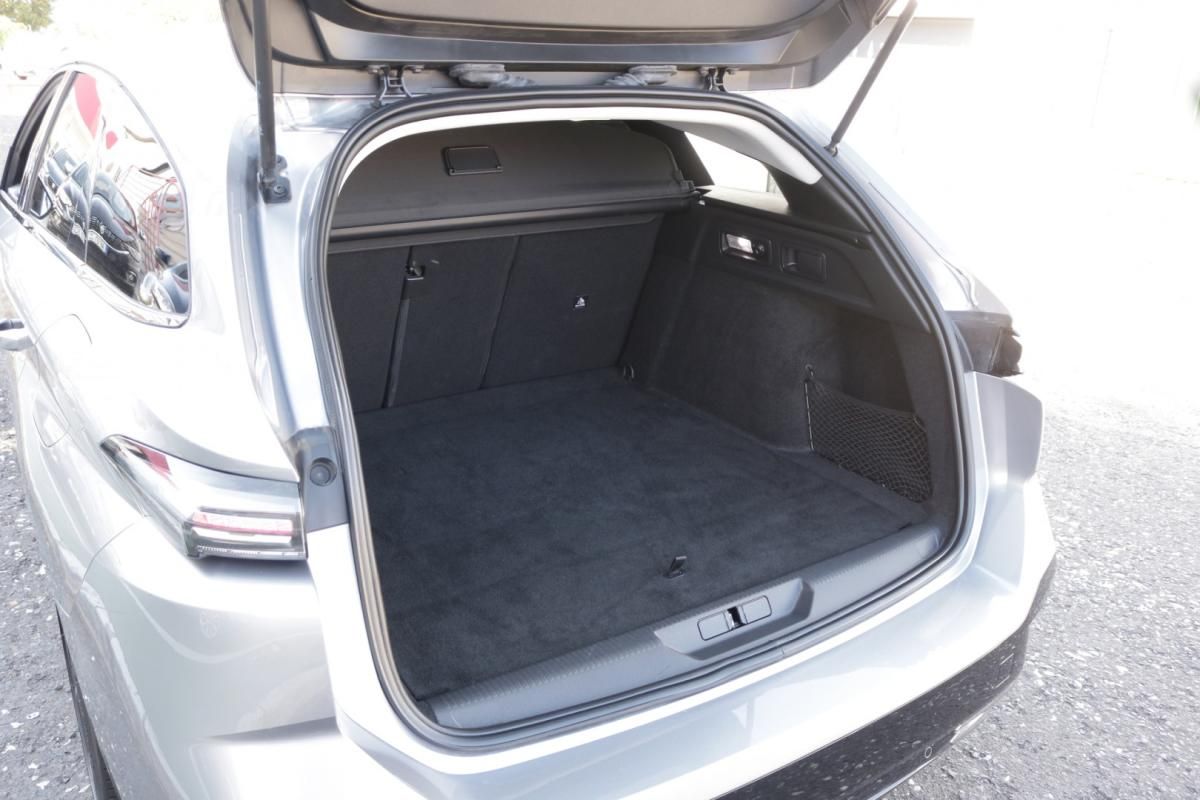 peugeot-308-sw-2023-hibrido-1600cc
