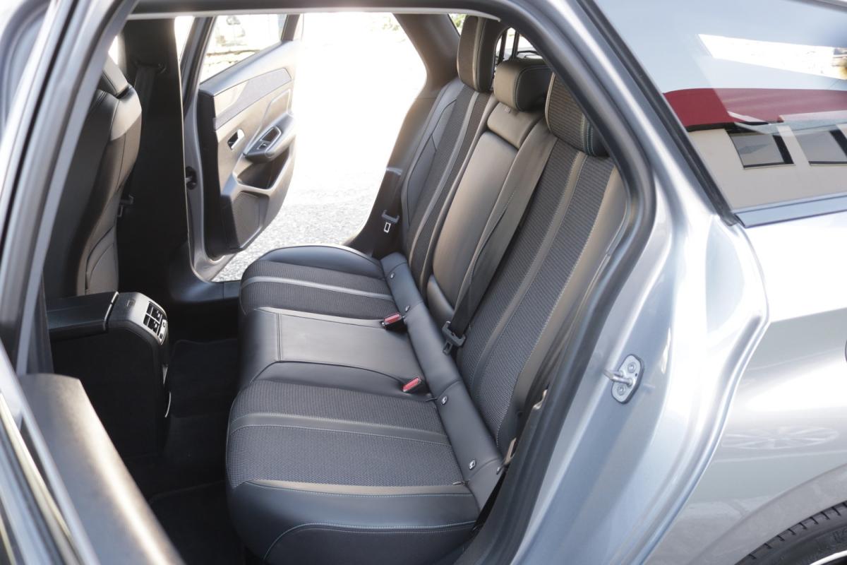 peugeot-308-sw-2023-hibrido-1600cc