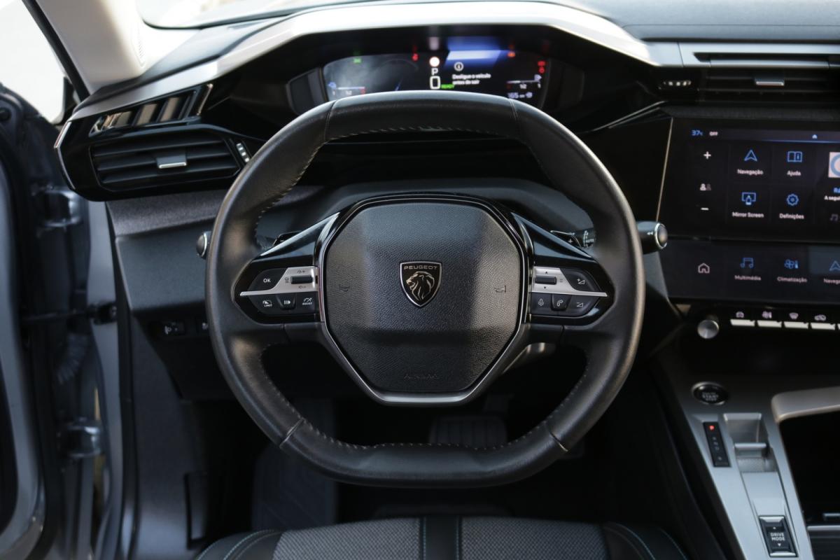 peugeot-308-sw-2023-hibrido-1600cc