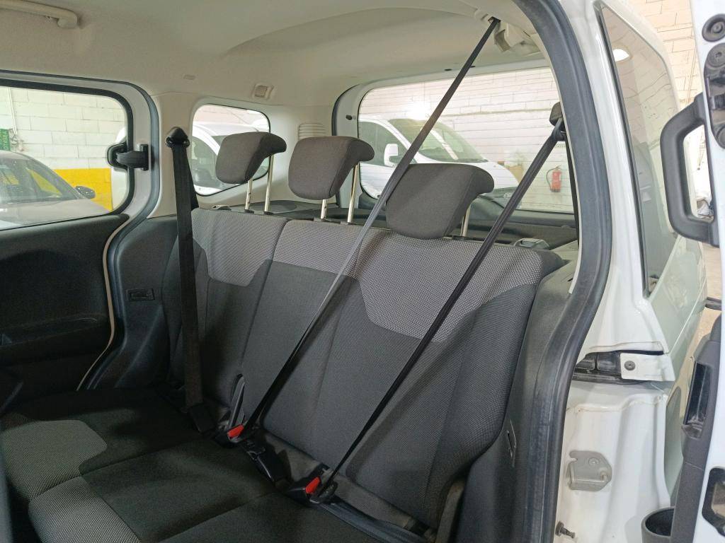 ford-tourneo-2019-gasolina-1000cc