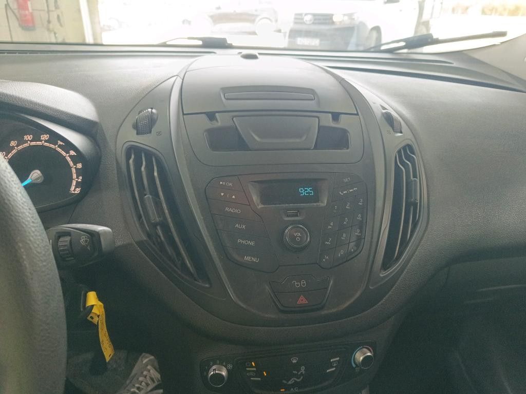 ford-tourneo-2019-gasolina-1000cc