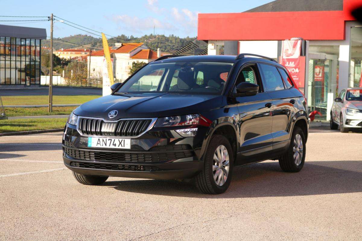 skoda-karoq-2022-diesel-2000cc