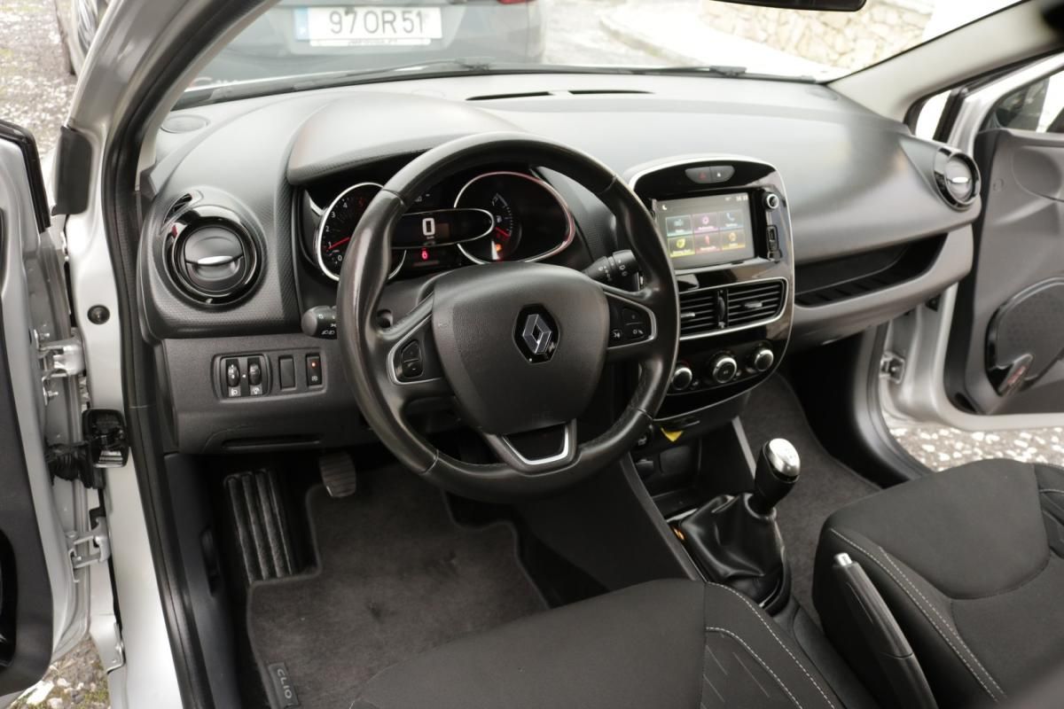 renault-clio-sport-tourer-2019-diesel-1500cc
