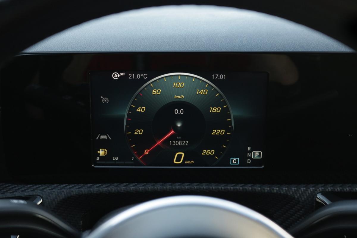 mercedes-benz-cla-2020-diesel-2000cc