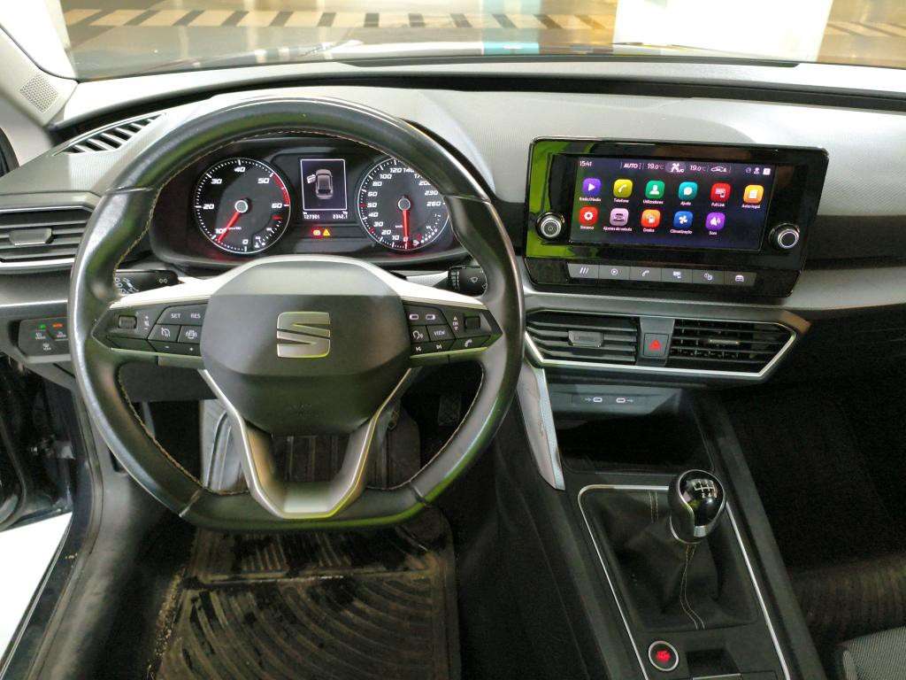 seat-leon-2022-diesel-2000cc