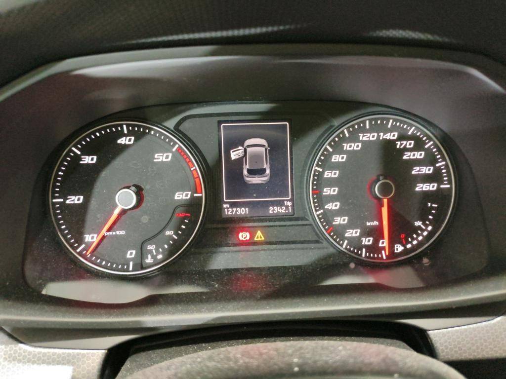 seat-leon-2022-diesel-2000cc