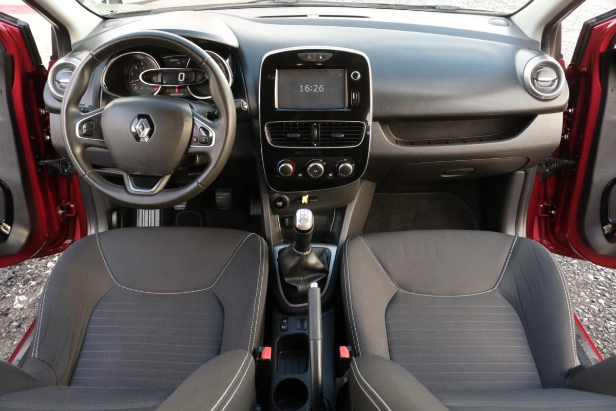 renault-clio-sport-tourer-2018-diesel-1500cc